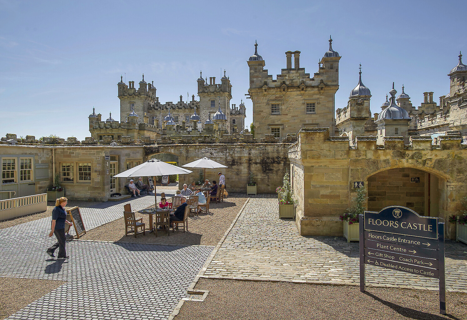 Floors Castle, Kelso - Credit VisitScotland