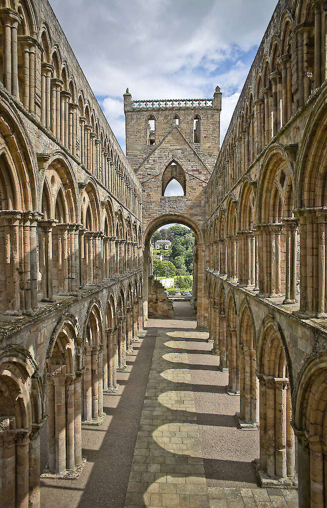 Jedburgh Abbey, Jedburgh - Credit VisitScotland